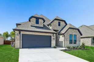 1015 Goldenrod Dr, Justin, TX 76247 - Photo 2