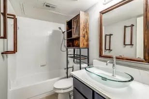 8110 Skillman St, Dallas, TX 75231 - Photo 8