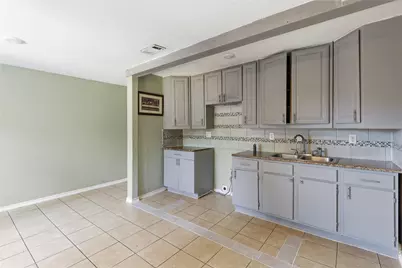 3104 Avenue L, Fort Worth, TX 76105 - Photo 6
