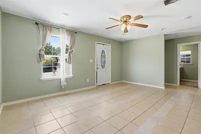 3104 Avenue L, Fort Worth, TX 76105 - Photo 4