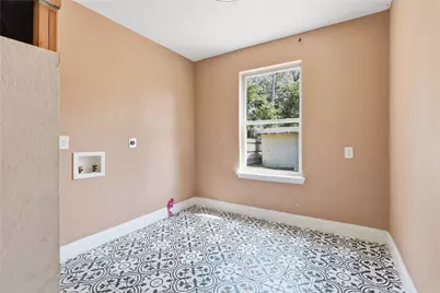 3104 Avenue L, Fort Worth, TX 76105 - Photo 12