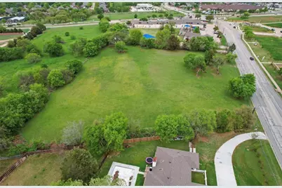 1721 N Walnut Creek Drive, Mansfield, TX 76063 - Photo 4