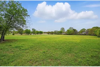 1731 N Walnut Creek Drive, Mansfield, TX 76063 - Photo 12
