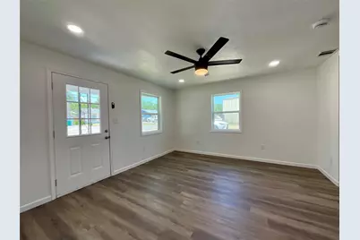 211 Ramsey Street, Cedar Hill, TX 75104 - Photo 4