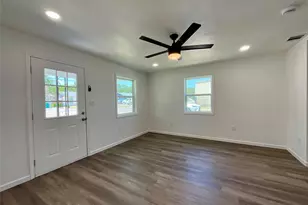211 Ramsey St, Cedar Hill, TX 75104 - Photo 4