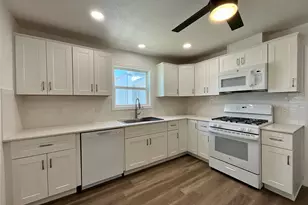 211 Ramsey St, Cedar Hill, TX 75104 - Photo 6