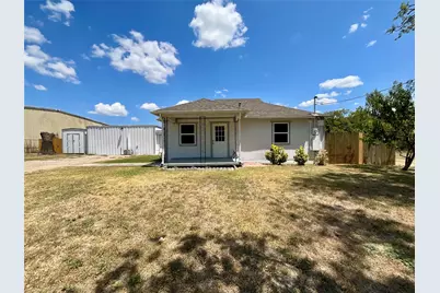 211 Ramsey Street, Cedar Hill, TX 75104 - Photo 1