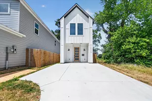2835 Macon St, Dallas, TX 75215 - Photo 1