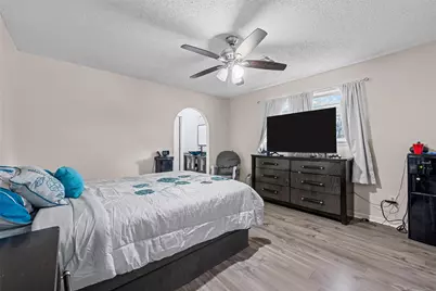 129 Texas Avenue, Hewitt, TX 76643 - Photo 12