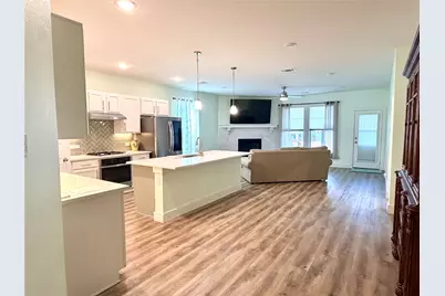 10923 Eva Mae Boulevard, Grand Prairie, TX 76065 - Photo 4