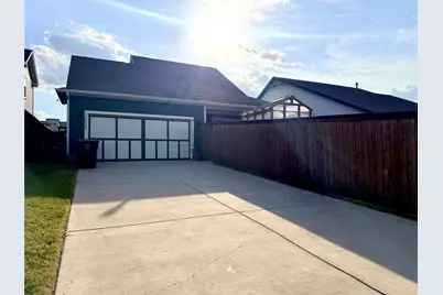 10923 Eva Mae Boulevard, Grand Prairie, TX 76065 - Photo 16