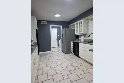 2312 Garden Park Court, Arlington, TX 76013 - Photo 2