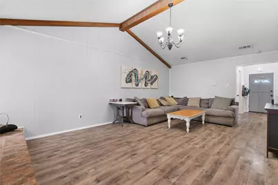 2001 Chalice Road, Arlington, TX 76014 - Photo 6