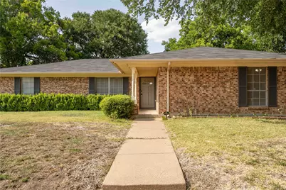2001 Chalice Road, Arlington, TX 76014 - Photo 2