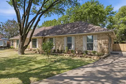 5709 Silver Lake Circle, Waco, TX 76710 - Photo 1