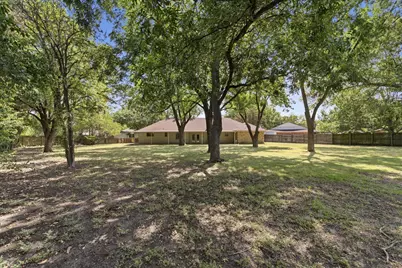5709 Silver Lake Circle, Waco, TX 76710 - Photo 30