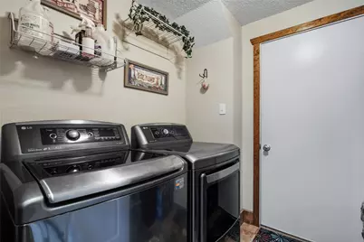 6001 Prairie Wood Court, Arlington, TX 76018 - Photo 10