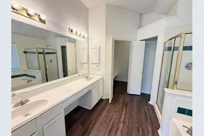 6224 St Leonard Drive, Arlington, TX 76001 - Photo 8