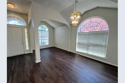 6224 St Leonard Drive, Arlington, TX 76001 - Photo 4