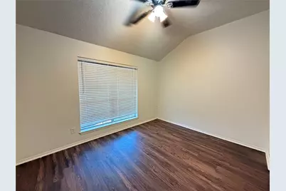 6224 St Leonard Drive, Arlington, TX 76001 - Photo 4