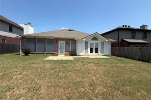 6224 St Leonard Dr, Arlington, TX 76001 - Photo 20