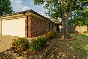 6616 Parkview Ln, North Richland Hills, TX 76182 - Photo 1