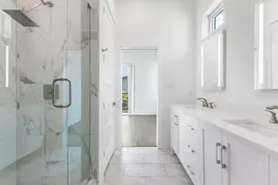 2450 N Garrett Ave, Dallas, TX 75206 - Photo 22