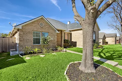 1747 Preston On The Lake Boulevard, Little Elm, TX 75068 - Photo 2
