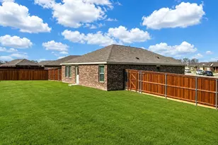 2832 Ozark Cir, Little Elm, TX 75068 - Photo 8