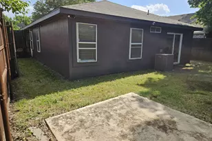 9431 Jill Ln, Dallas, TX 75227 - Photo 16