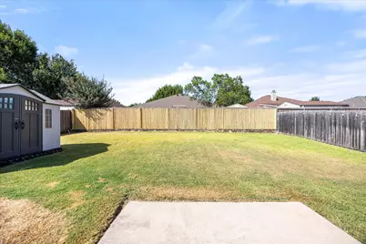 621 Creekview Drive, Burleson, TX 76028 - Photo 28