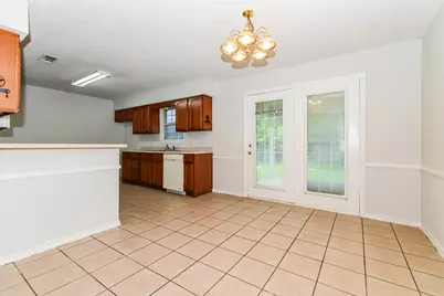 2127 N Village Drive, Bonham, TX 75418 - Photo 8