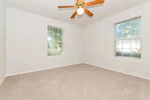 2127 N Village Dr, Bonham, TX 75418 - Photo 16