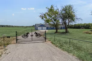 285 Co Rd 1120, Cumby, TX 75433 - Photo 4