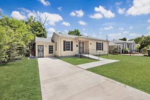 2538 Stovall Dr, Dallas, TX 75216 - Photo 2