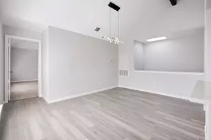 1618 San Francisco St, Carrollton, TX 75007 - Photo 14