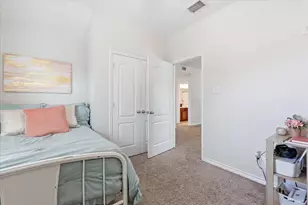 1100 Crest Breeze Dr, Fort Worth, TX 76052 - Photo 24
