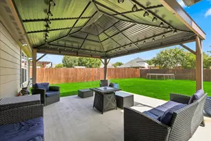 1100 Crest Breeze Dr, Fort Worth, TX 76052 - Photo 30
