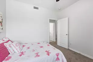 1100 Crest Breeze Dr, Fort Worth, TX 76052 - Photo 26