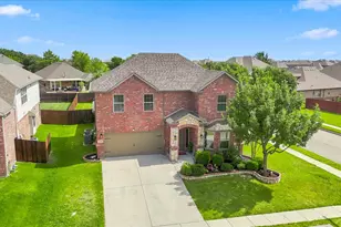 1100 Crest Breeze Dr, Fort Worth, TX 76052 - Photo 2