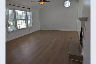 5232 Goodman Drive, The Colony, TX 75056 - Photo 2
