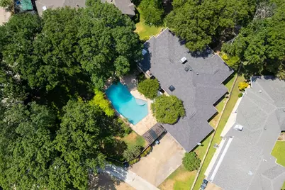 10126 Bridgegate Court, Dallas, TX 75243 - Photo 38