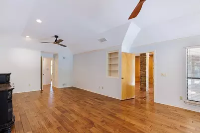 10126 Bridgegate Court, Dallas, TX 75243 - Photo 16