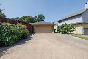 10126 Bridgegate Ct, Dallas, TX 75243 - Photo 34