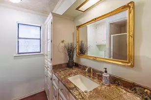 10126 Bridgegate Ct, Dallas, TX 75243 - Photo 30