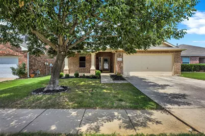 10117 Sourwood Drive, Fort Worth, TX 76244 - Photo 2