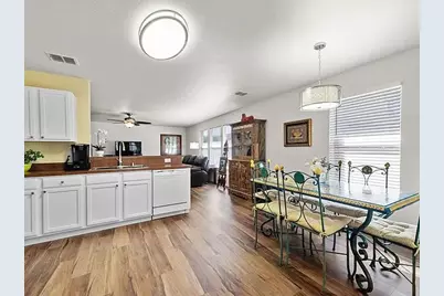 2731 Prairie Creek, McKinney, TX 75071 - Photo 2