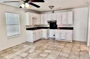 1912 Hurley Ave, Fort Worth, TX 76110 - Photo 14