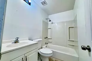 1912 Hurley Ave, Fort Worth, TX 76110 - Photo 20