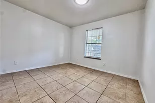 1912 Hurley Ave, Fort Worth, TX 76110 - Photo 16